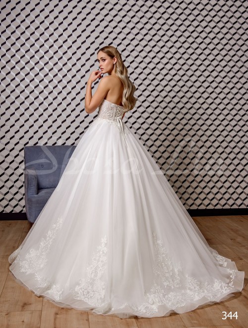 https://www.sposa-lia.com/images/stories/virtuemart/product/344       (3).jpg